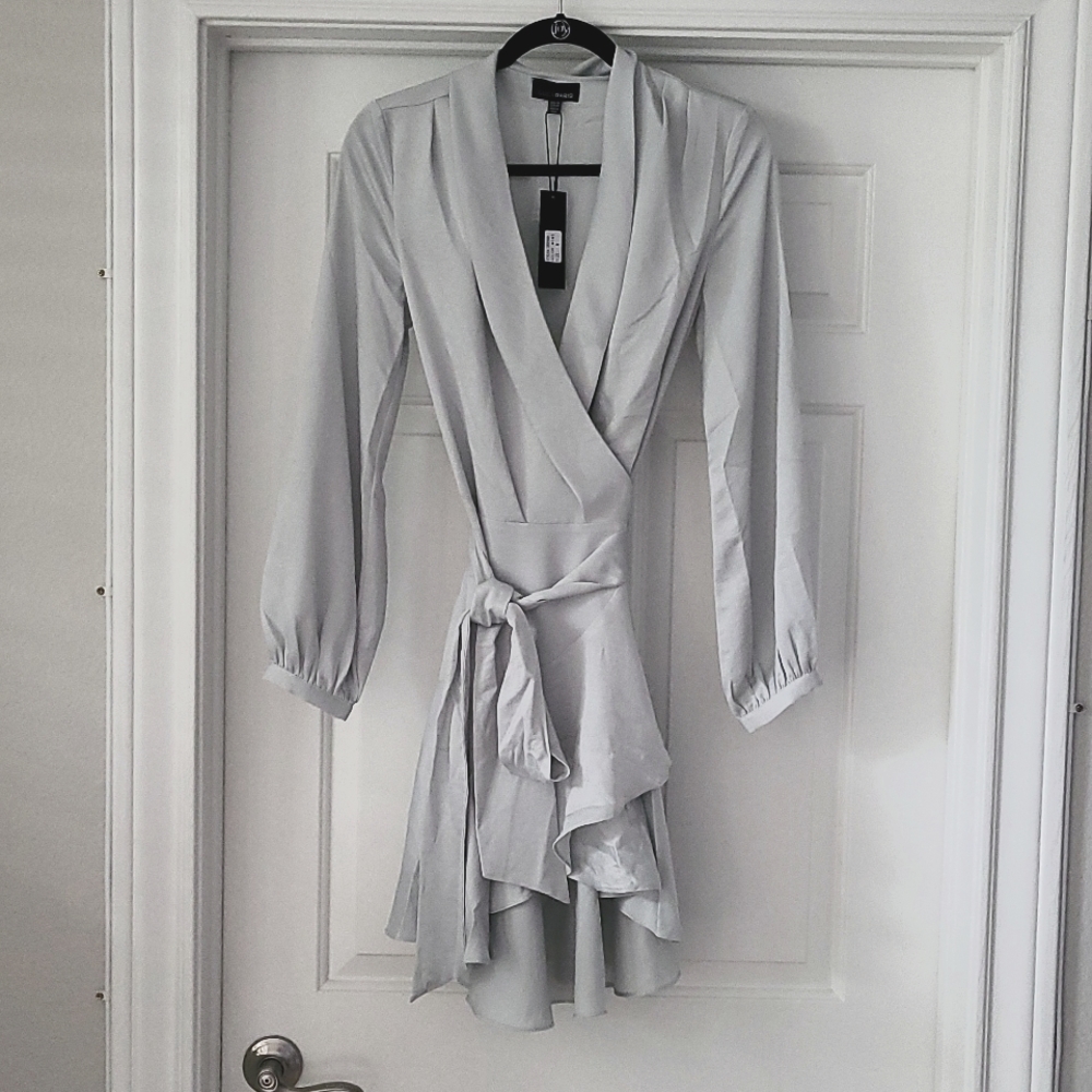 Women's dress